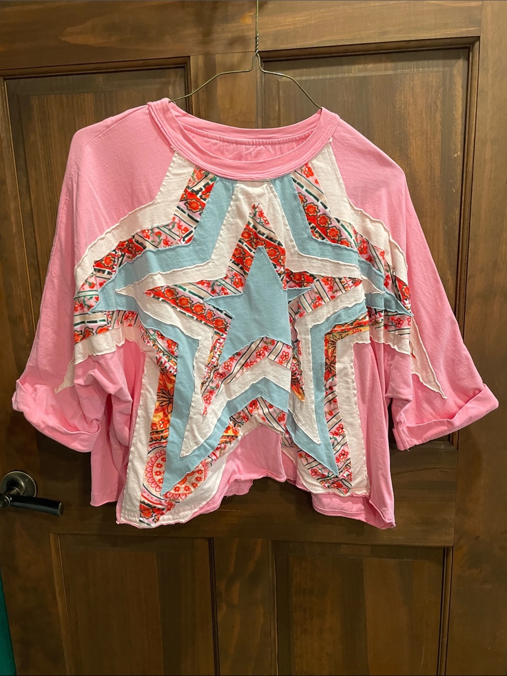 Pink Star Appliqué Cropped Top